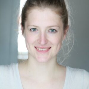 Photo of artist Lola Klamroth