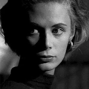 Photo of artist Irene Kane