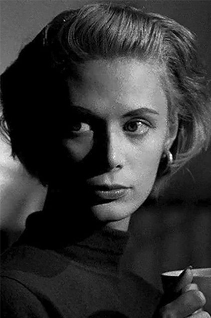 Photo of artist Irene Kane