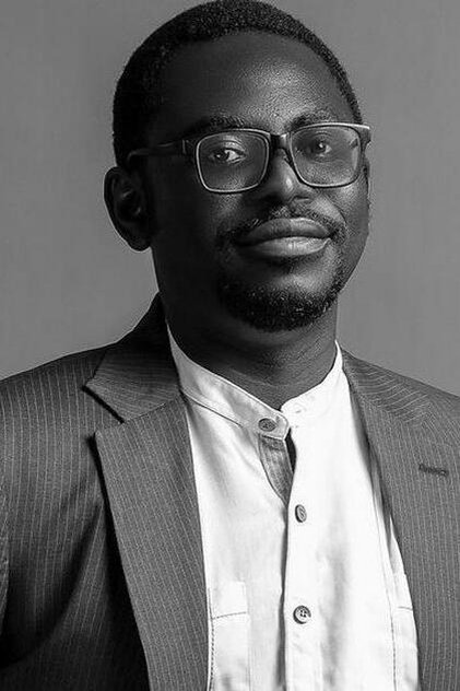 Photo of artist Niyi Akinmolayan
