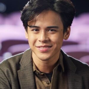 Photo of artist Khalil Ramos