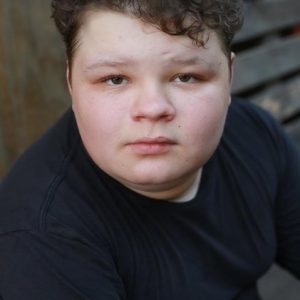 تصویر هنرمند Ara Hollyday