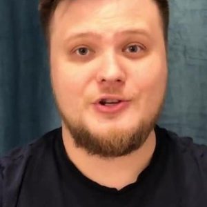 Photo of artist Roman Dudich