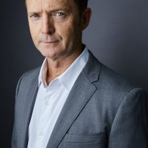 Photo of artist Scott Weil