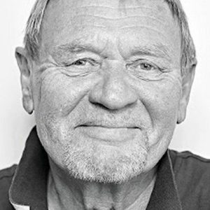 Photo of artist Svend Abrahamsen