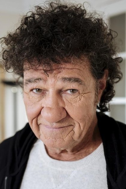 Photo of artist Robert Charlebois