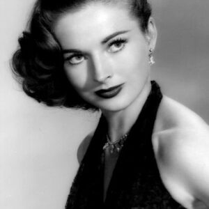 Photo of artist Coleen Gray