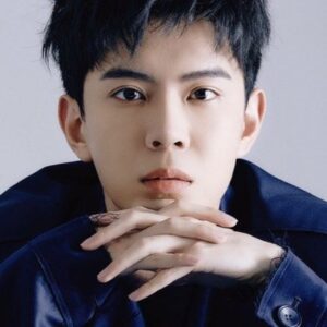 Photo of artist Huang Haowen