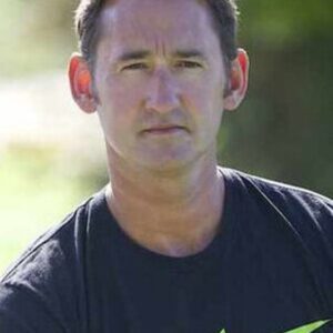 Photo of artist Lee Morrison