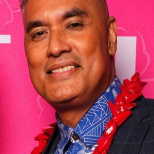 Photo of artist Igelese Ete