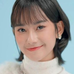 Photo of artist Freya Jayawardana