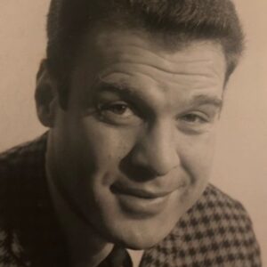 Photo of artist Steve Mitchell