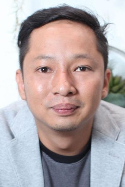 Photo of artist Ringgo Agus Rahman