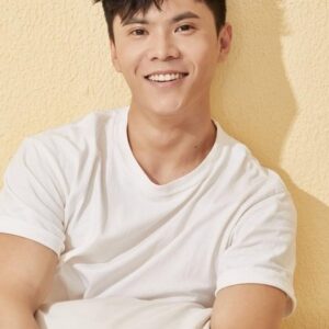 Photo of artist Zac Wang