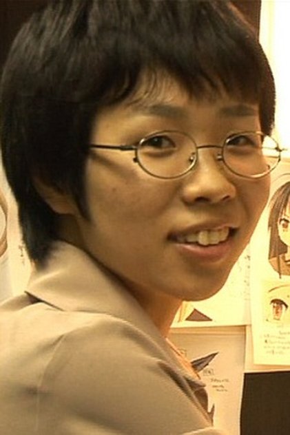 Photo of artist Mai Otsuka