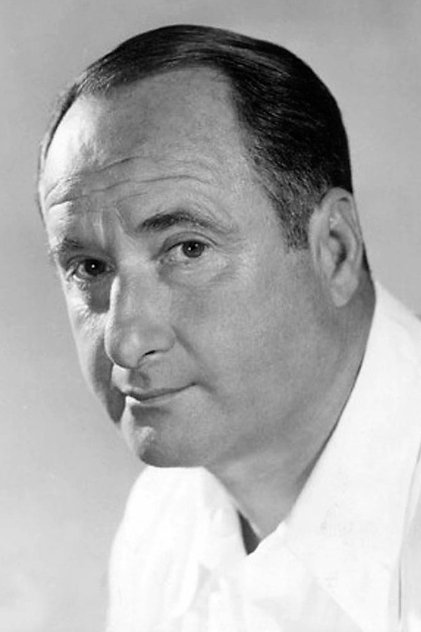 Photo of artist George Tobias