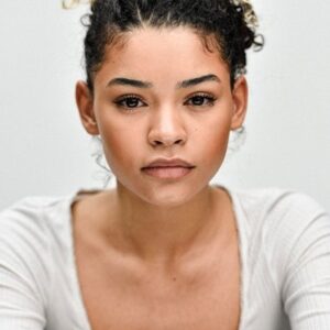 Photo of artist Ida Brooke