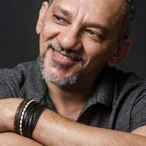 Photo of artist Sandro Guerra