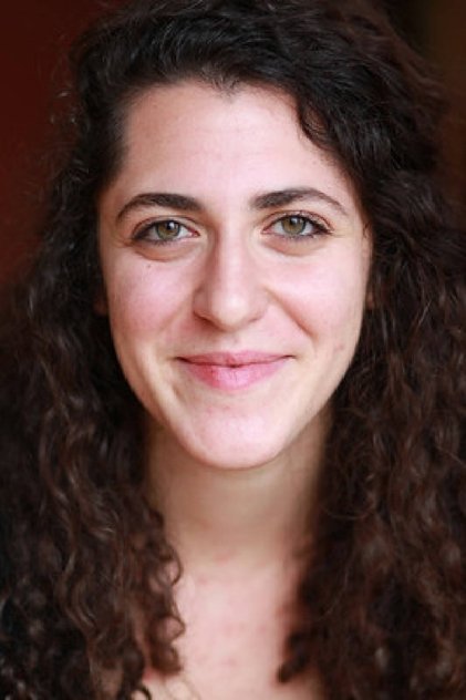 Photo of artist Laura Donney