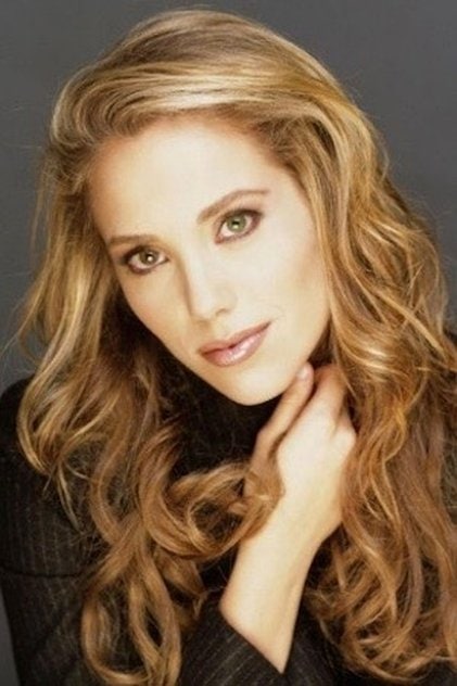 Photo of artist Elizabeth Berkley