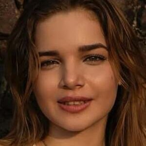 Photo of artist Domithila Catete