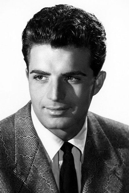 Photo of artist Vince Edwards