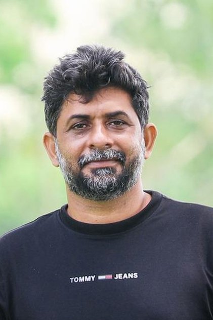 Photo of artist Shahi Kabir