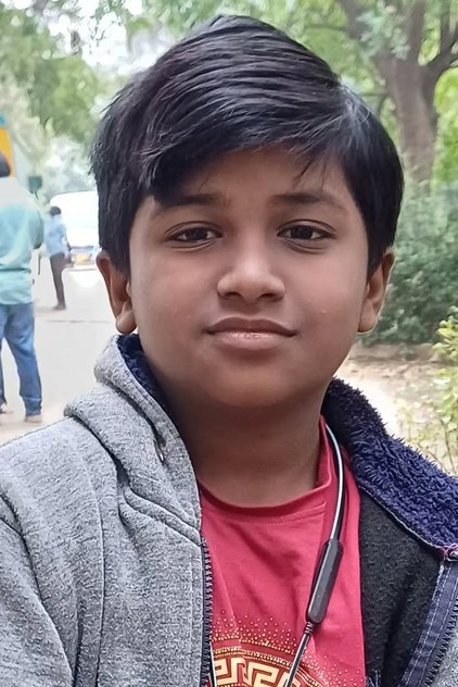 Photo of artist Kamalesh Jegan
