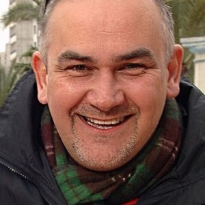 Photo of artist Derren Litten