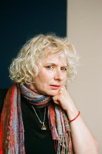 Photo of artist Dunja Sowinetz