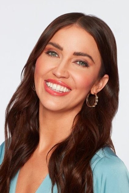 Photo of artist Kaitlyn Bristowe