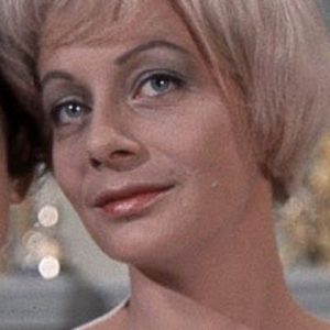 Photo of artist Birgitte Federspiel