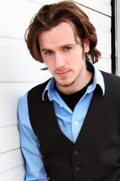 Photo of artist Matt McGrath