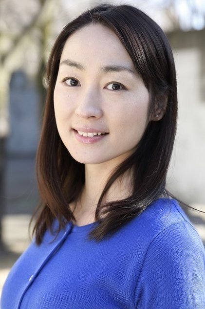 Photo of artist Aki Morita