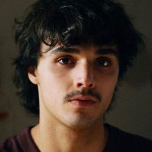 Photo of artist Enzo Oliver