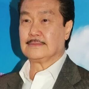 Photo of artist Melvin Wong Gam-Sam