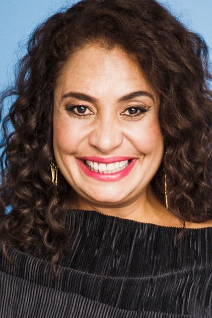 Photo of artist Nicole Whippy