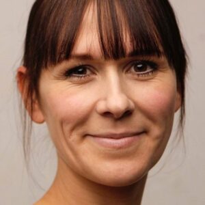 Photo of artist Elianne Byrne