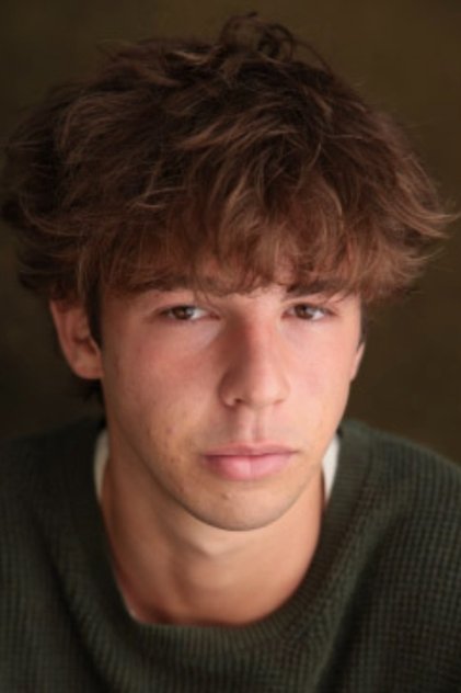 Photo of artist Caleb Nazzer