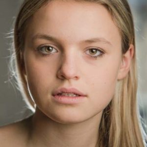 Photo of artist Emily Reid