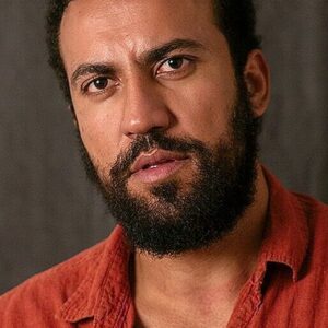 Photo of artist Ricardo Teodoro