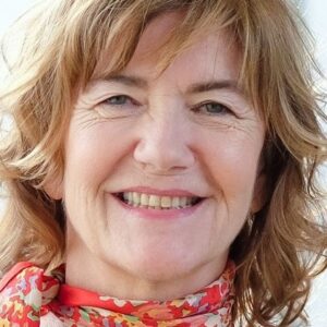 Photo of artist Isabelle Clarke