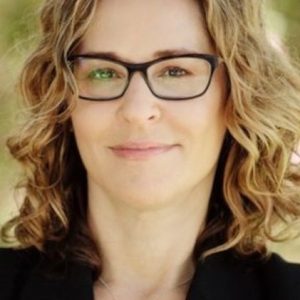 تصویر هنرمند Elizabeth Benjamin