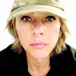 تصویر هنرمند MJ Bassett