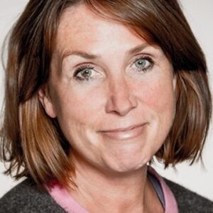 Photo of artist Sally Rogers