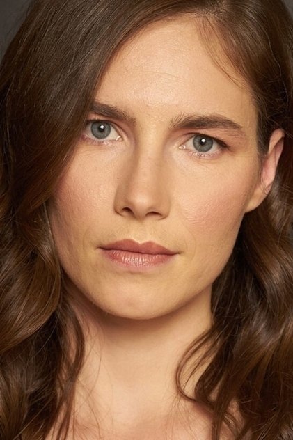 Photo of artist Amanda Knox