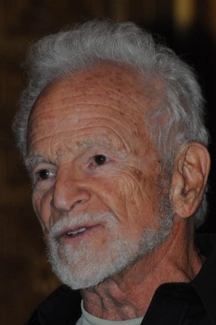 Photo of artist Gerald Fried