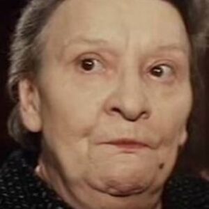 Photo of artist Jeanne Herviale