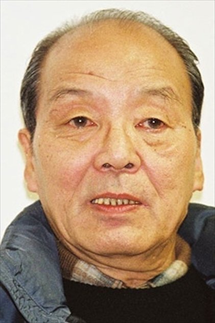 Photo of artist Chosuke Ikariya