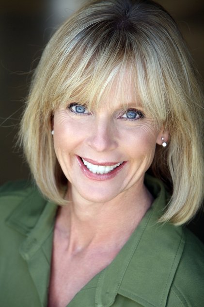 Photo of artist Julia Montgomery